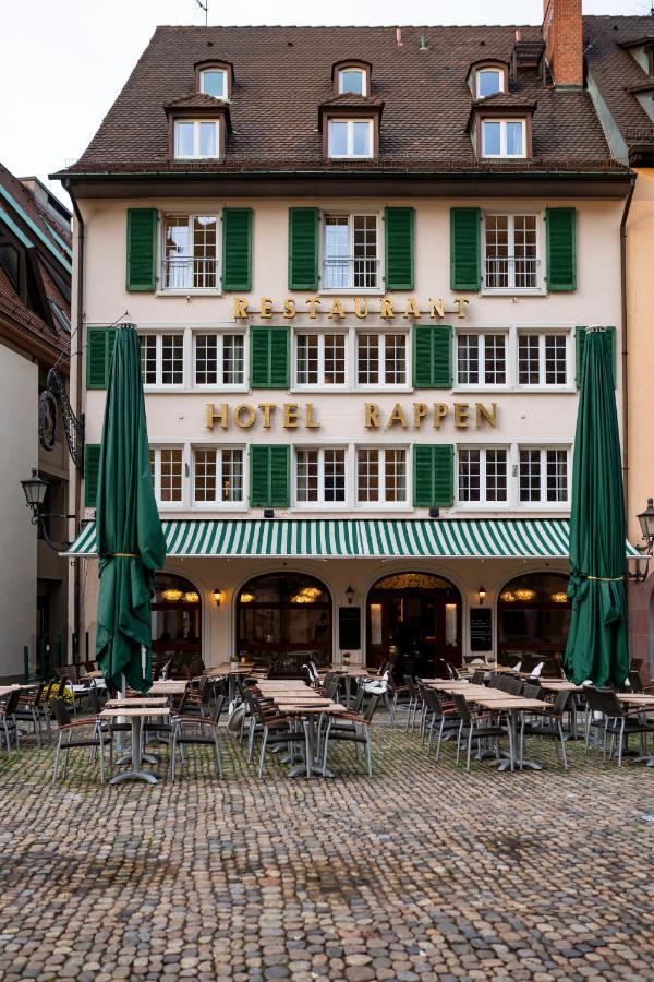 Hotel Rappen Am Muensterplatz Freiburg Bagian luar foto